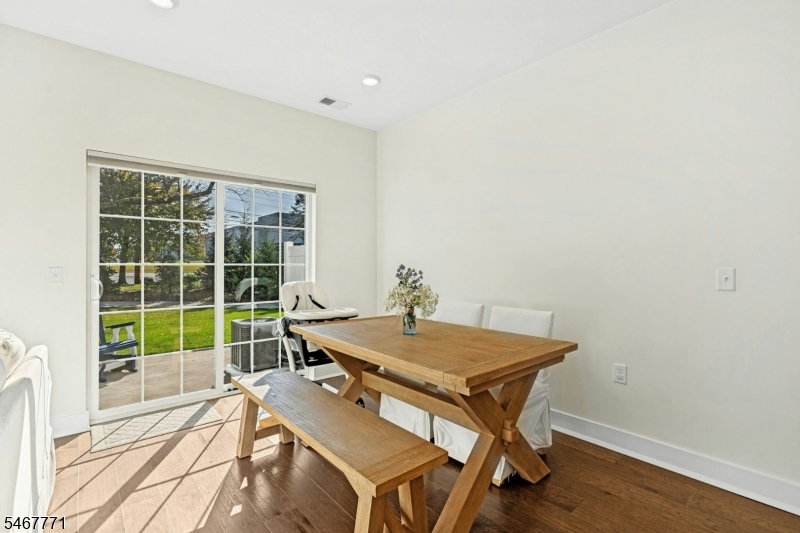 53 Veterans Way Property Photo 5