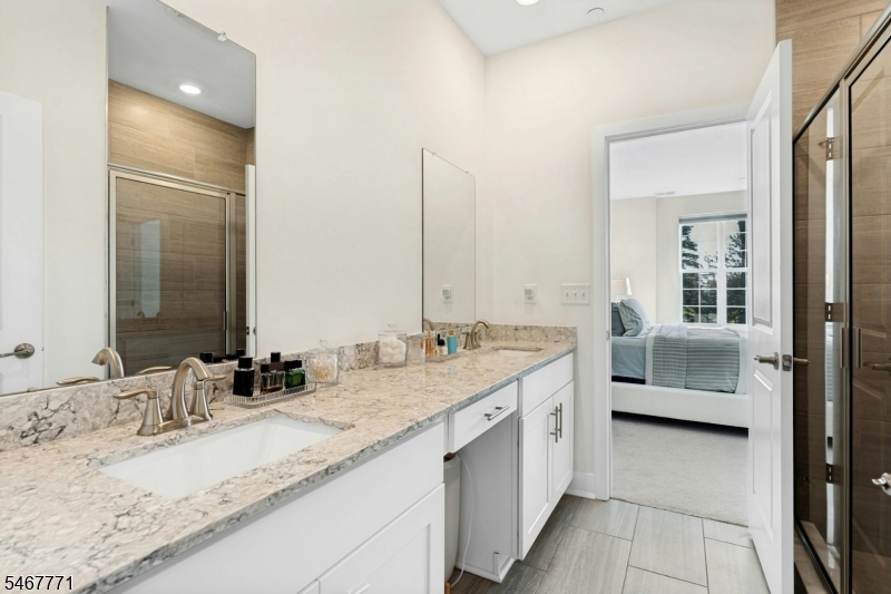 53 Veterans Way Property Photo 11