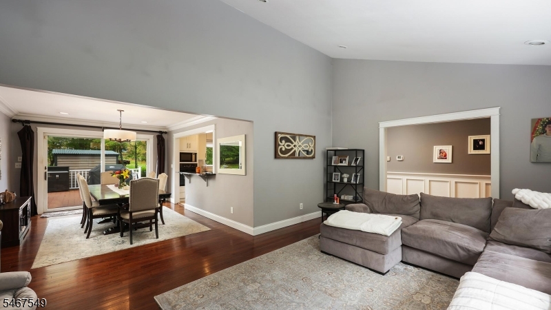 1 Katherine Dr Property Photo 6