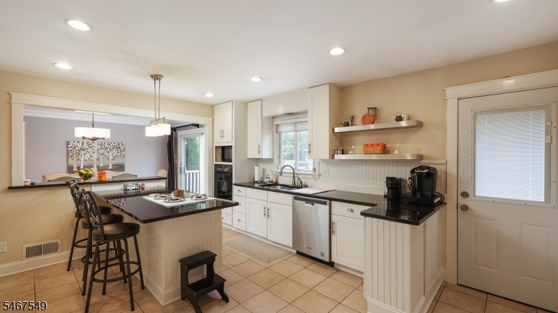 1 Katherine Dr Property Photo 10