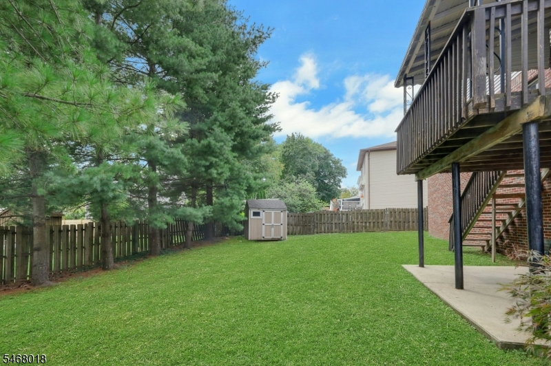 198 Scharer Ave Property Photo 36