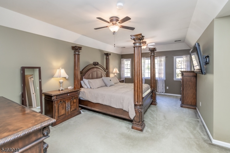 4 Cove Hollow Ct Property Photo 28