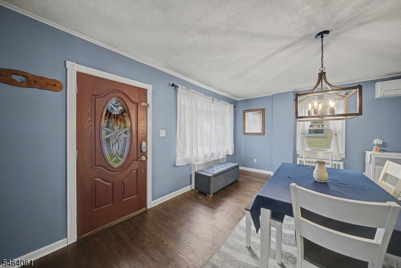 7 Redwood Ln Property Photo 6