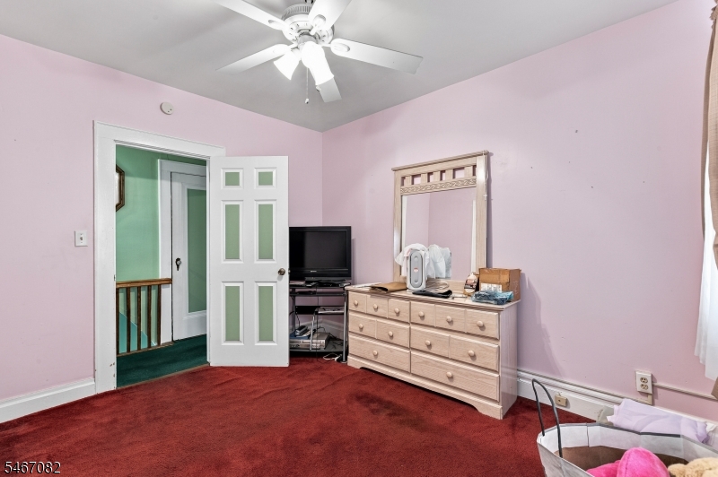 145 Ivy St Property Photo 18