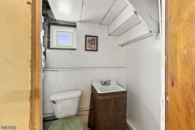 145 Ivy St Property Photo 20