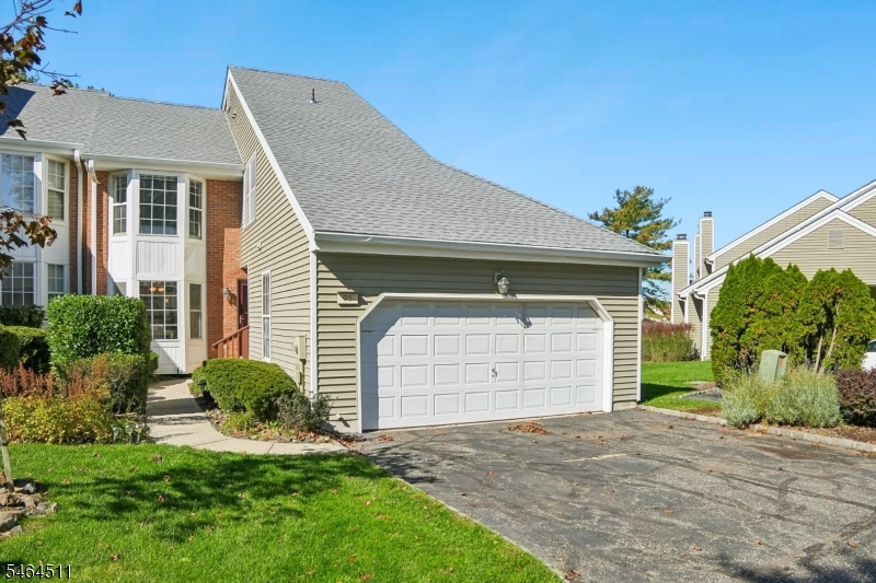 95 Giordano Dr Property Photo 1