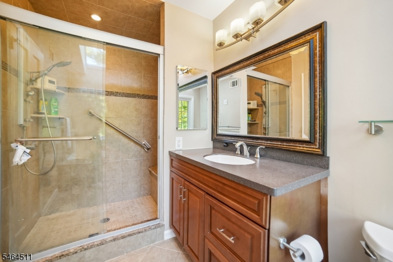 95 Giordano Dr Property Photo 28