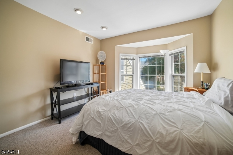 95 Giordano Dr Property Photo 30