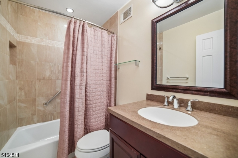 95 Giordano Dr Property Photo 32