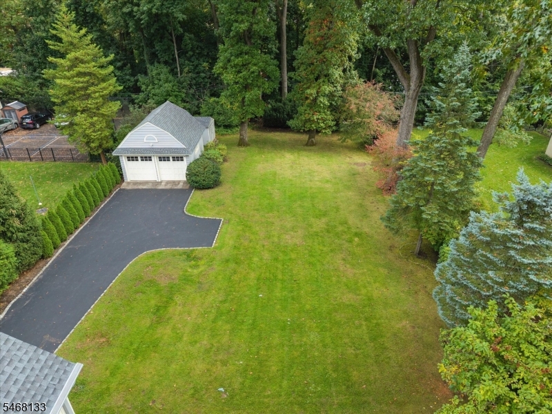 115 Forest Ave Property Photo 47