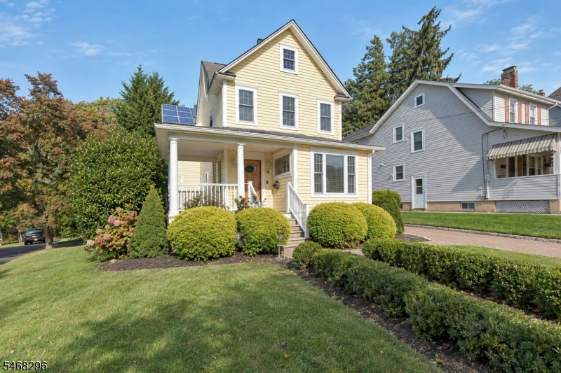 58 Beech St Property Photo 3