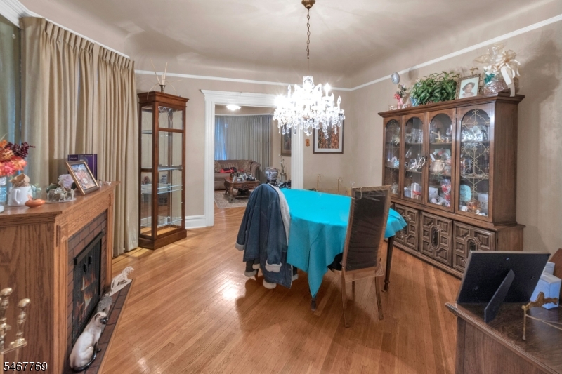 44 Oakland Terr Property Photo 12
