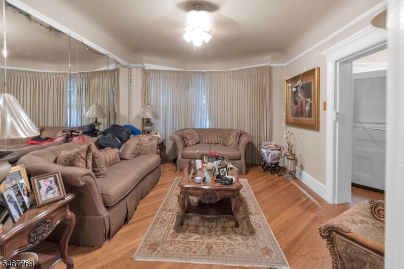 44 Oakland Terr Property Photo 13