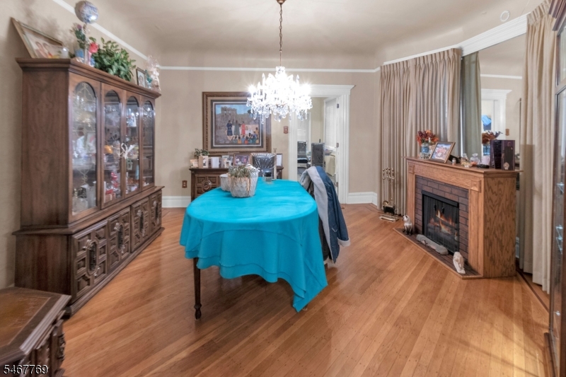 44 Oakland Terr Property Photo 14