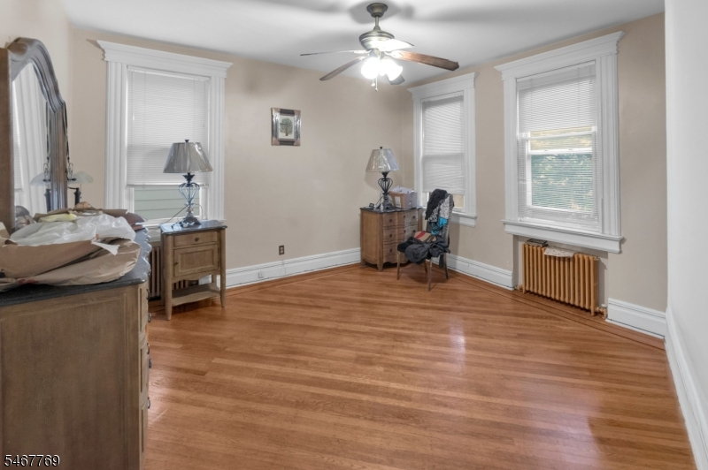44 Oakland Terr Property Photo 26