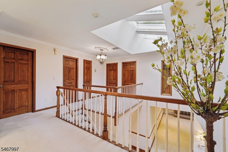 28 Parker Pl Property Photo 16