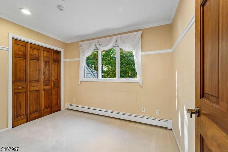 28 Parker Pl Property Photo 17