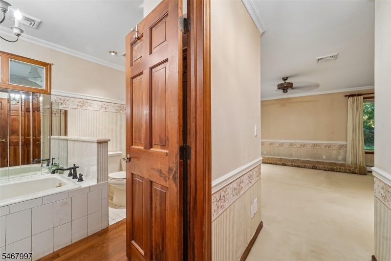 28 Parker Pl Property Photo 26