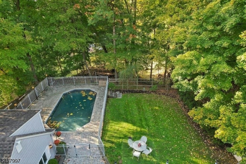 28 Parker Pl Property Photo 36