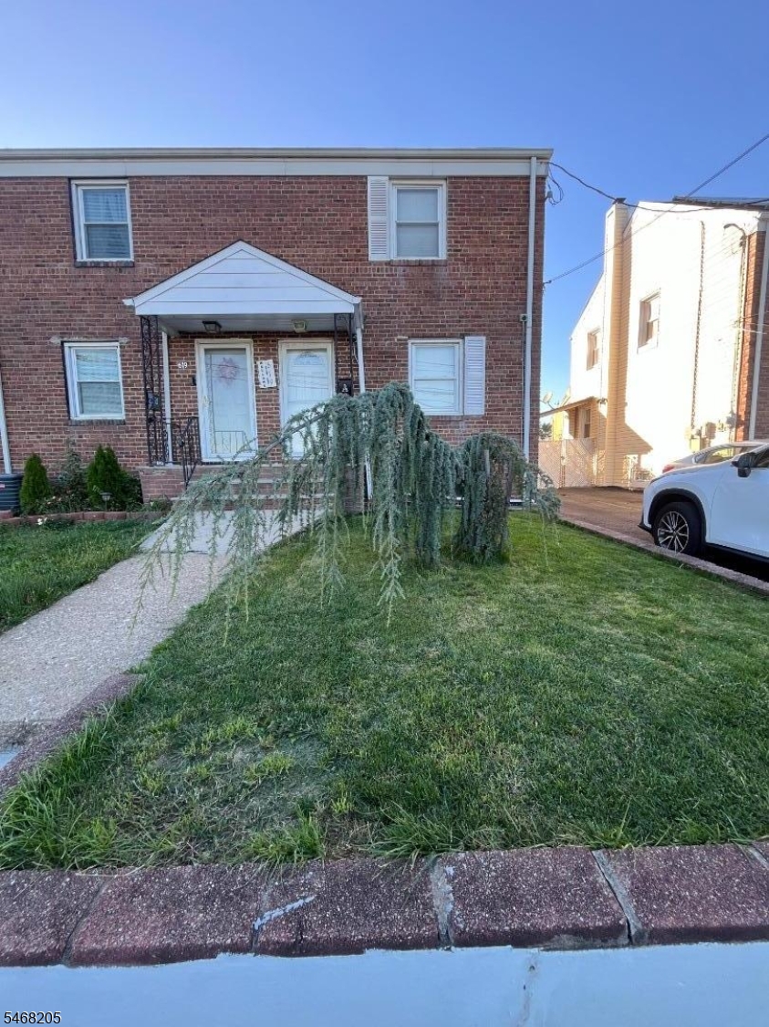 619 Arnett St Property Photo 1