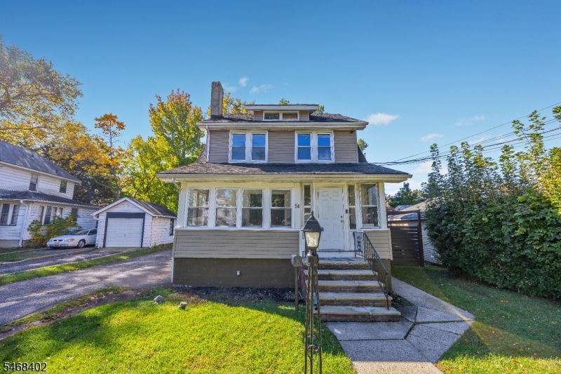 54 Bogert St Property Photo 1