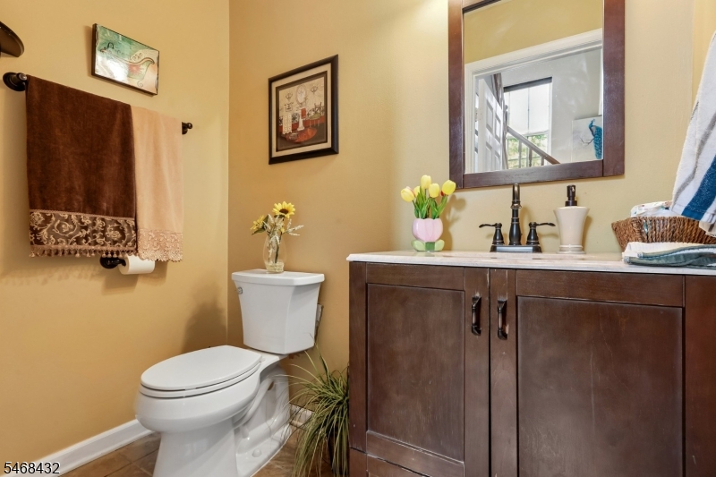3 Letts Ct Property Photo 3