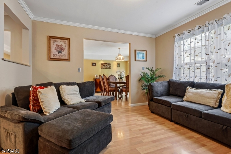 3 Letts Ct Property Photo 10