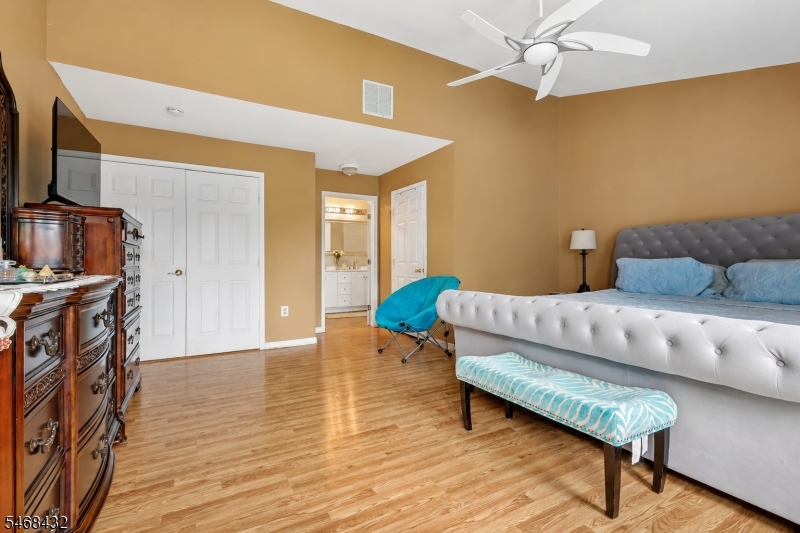3 Letts Ct Property Photo 15