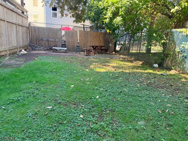 78 Wakeman Ave Property Photo 6