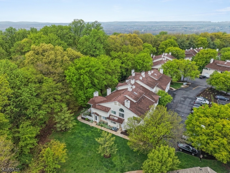 10 Quincy Ct Property Photo 6
