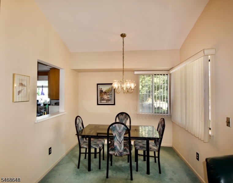 10 Quincy Ct Property Photo 11