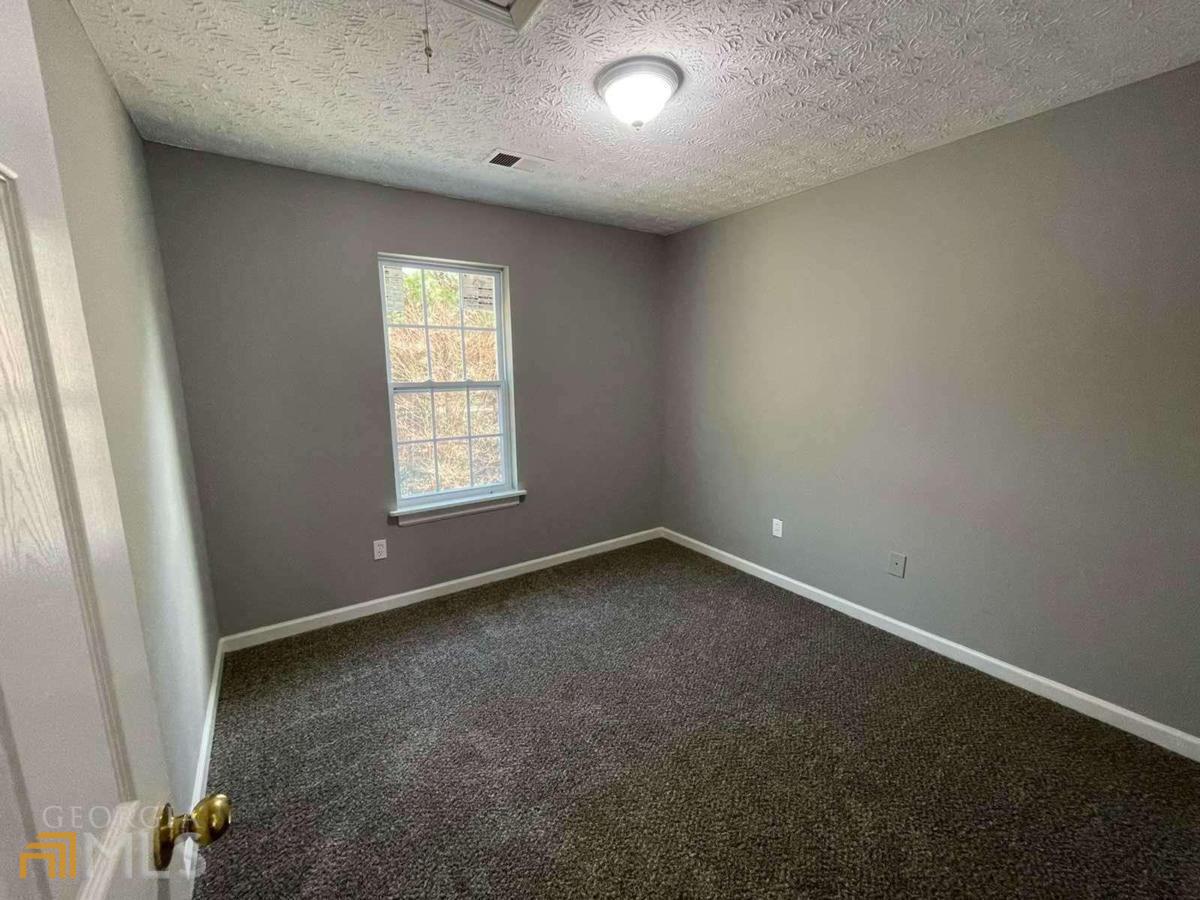 2162 Anconia Circle Property Photo 8
