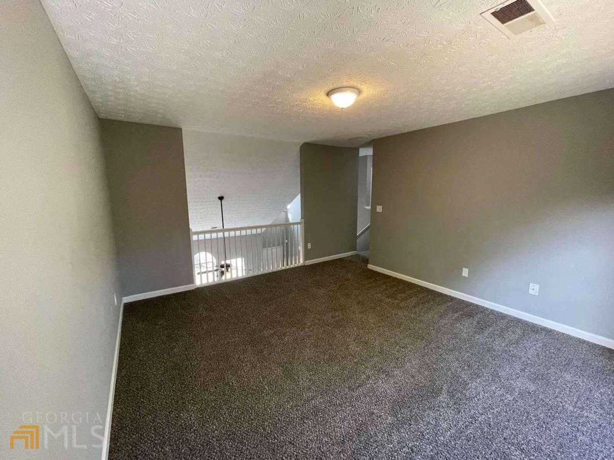 2162 Anconia Circle Property Photo 13