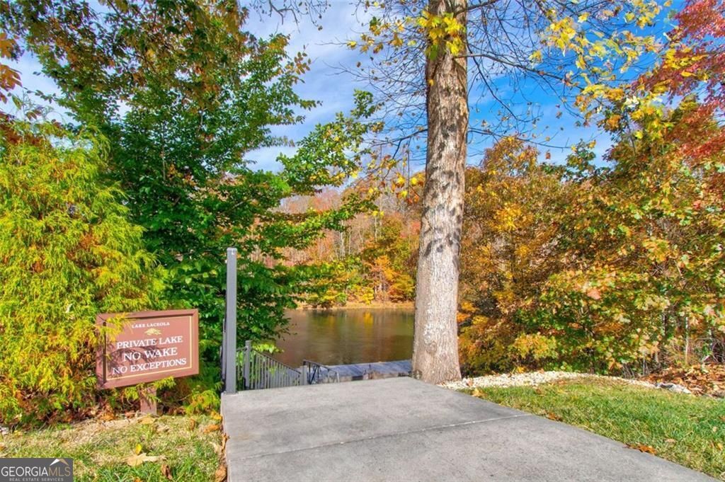 228 Stone Cliff Trace Property Photo 30