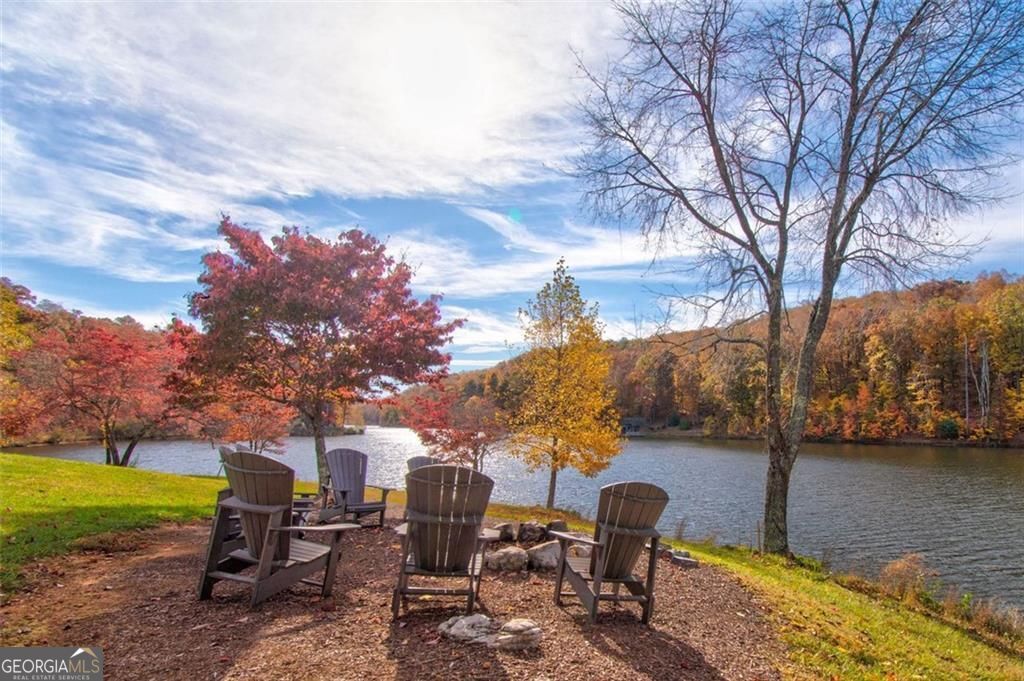 228 Stone Cliff Trace Property Photo 34