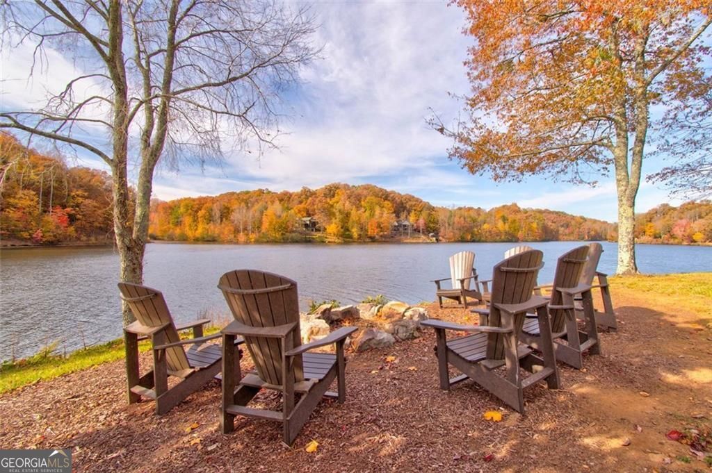 228 Stone Cliff Trace Property Photo 35