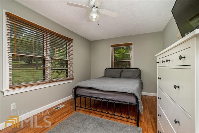 1920 Rock House Road Property Photo 13