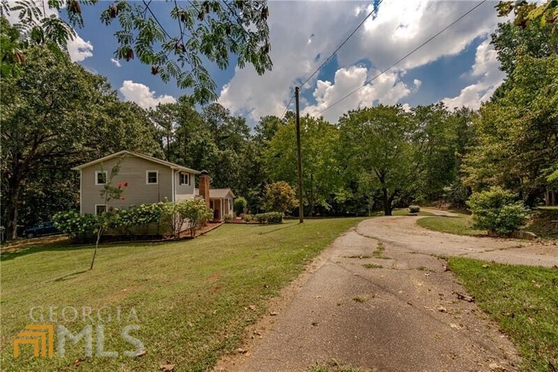 1920 Rock House Road Property Photo 16