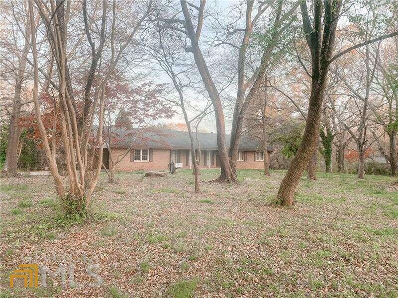 491 Hiram Douglasville Highway Property Photo 2