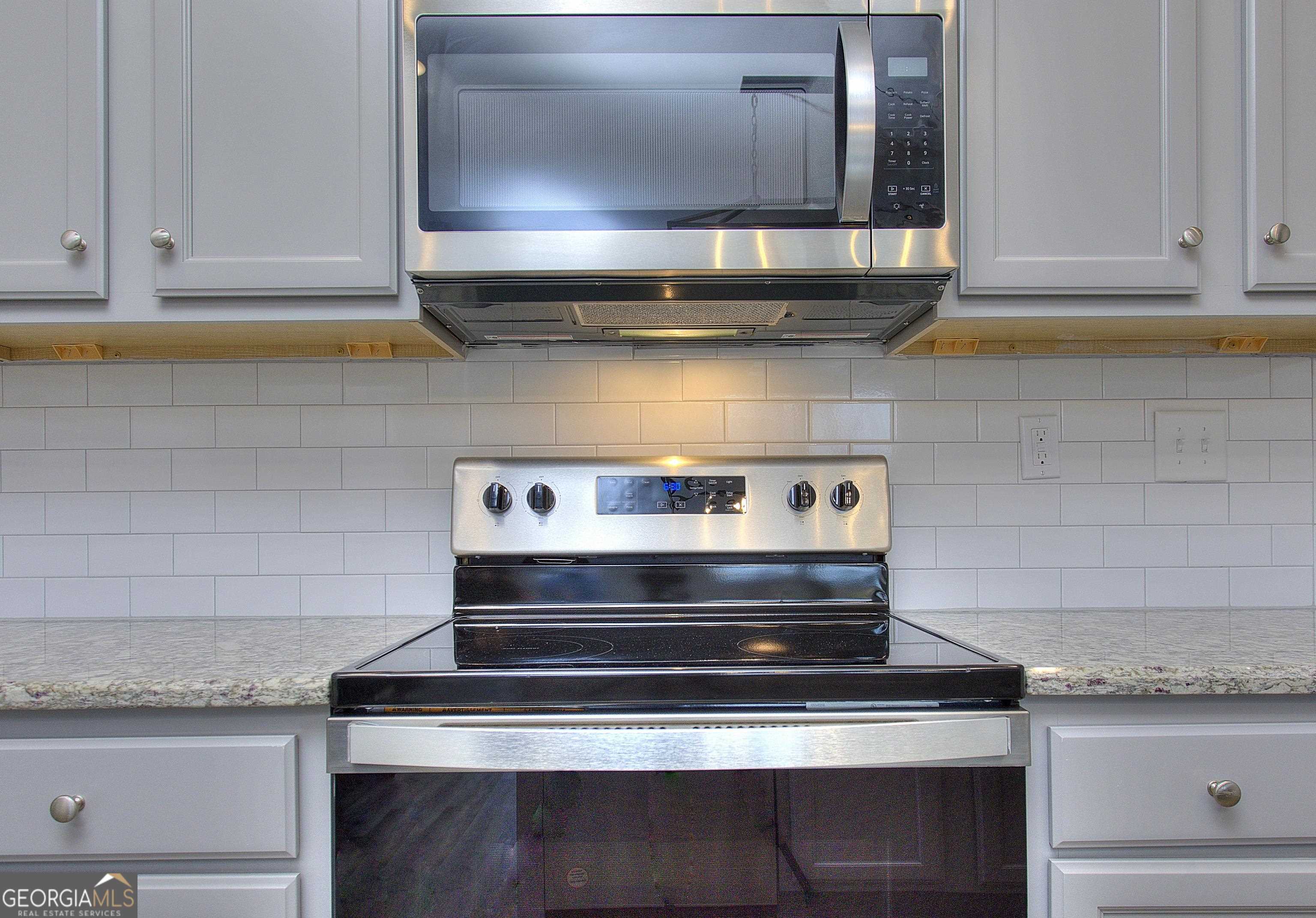 120 Greenview Court # 1401 Property Photo 10
