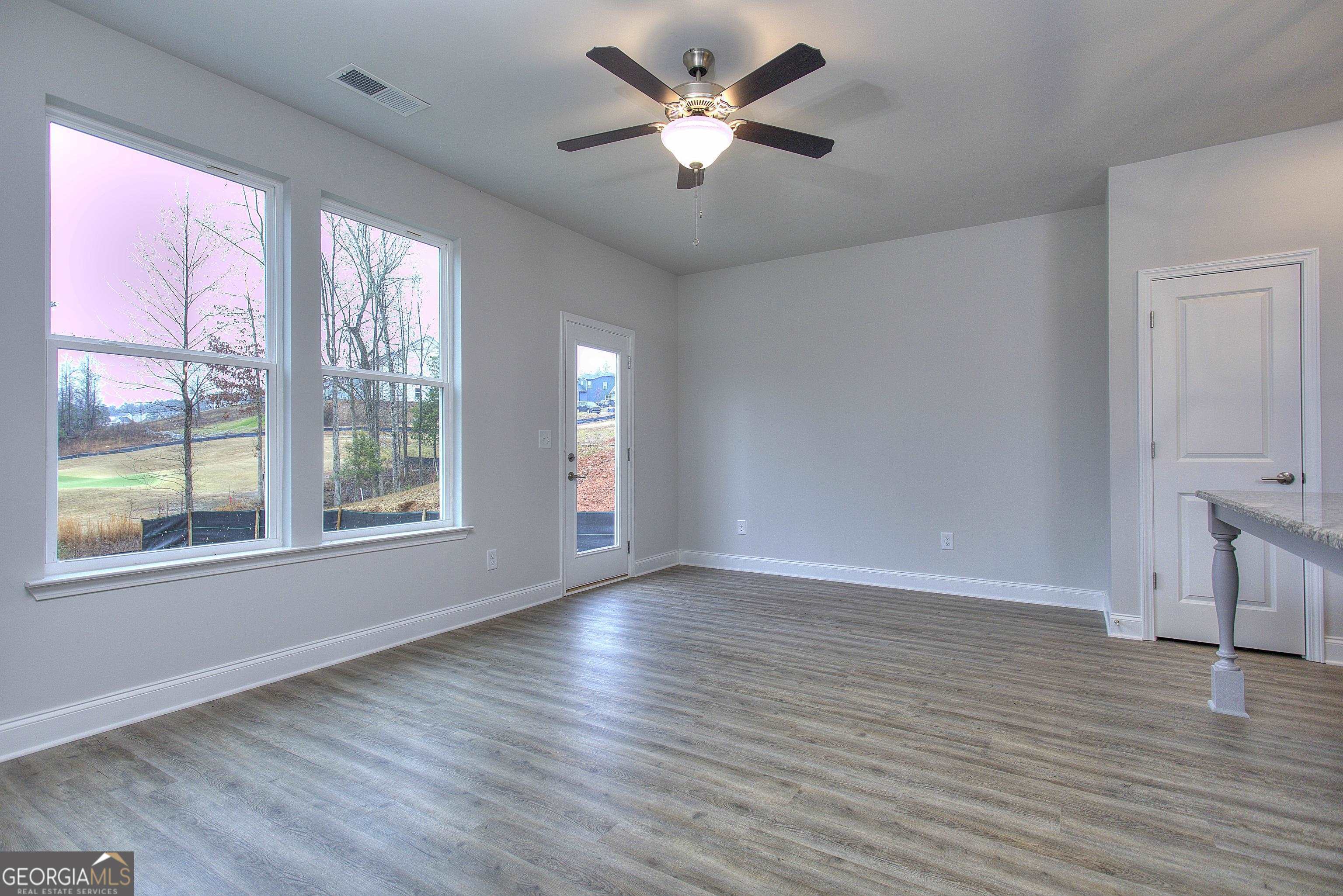 120 Greenview Court # 1401 Property Photo 17
