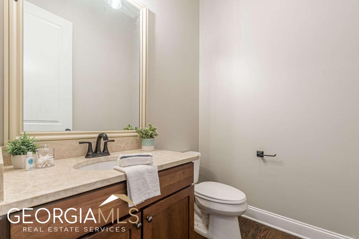 360 Chambers Street # 202 Property Photo 3