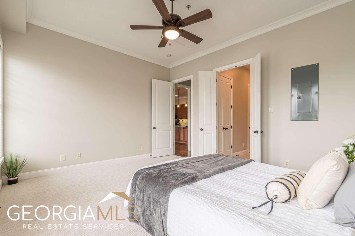 360 Chambers Street # 202 Property Photo 21