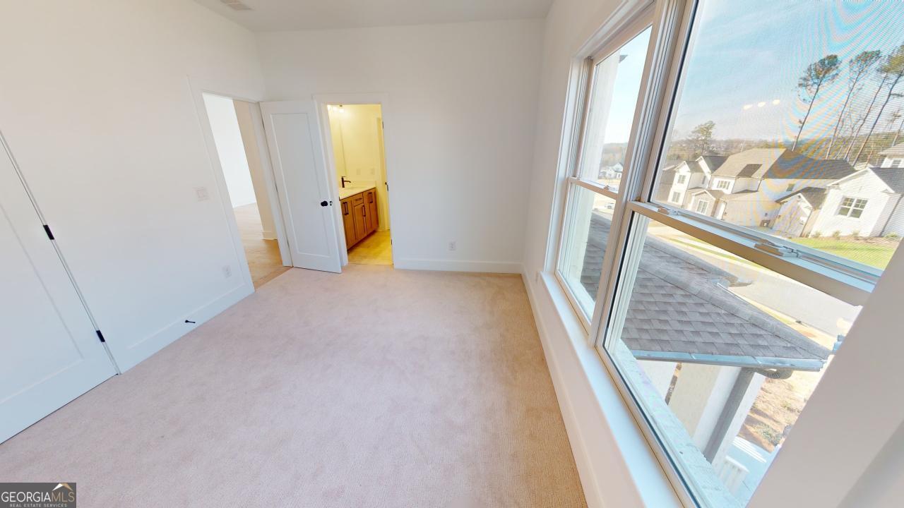 2031 Fern Mountain Property Photo 12