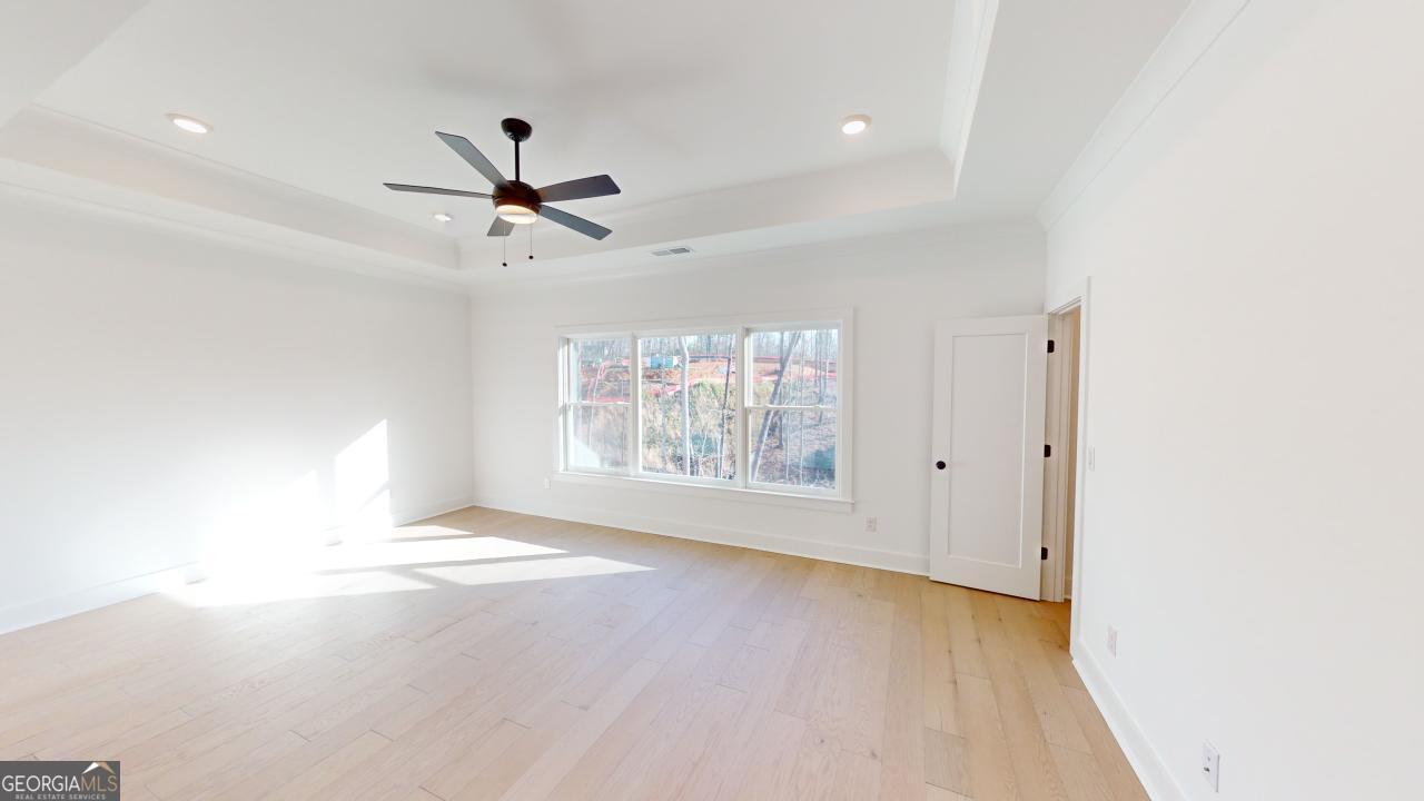 2031 Fern Mountain Property Photo 18