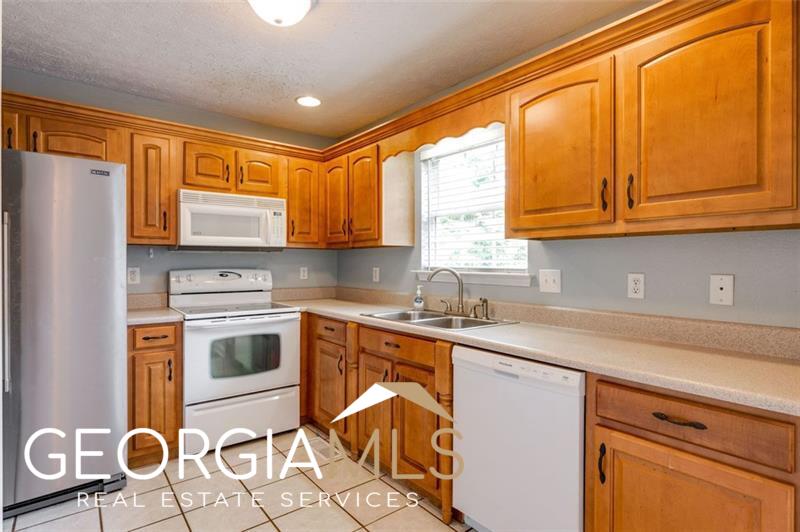 70 Duckett Drive Property Photo 9