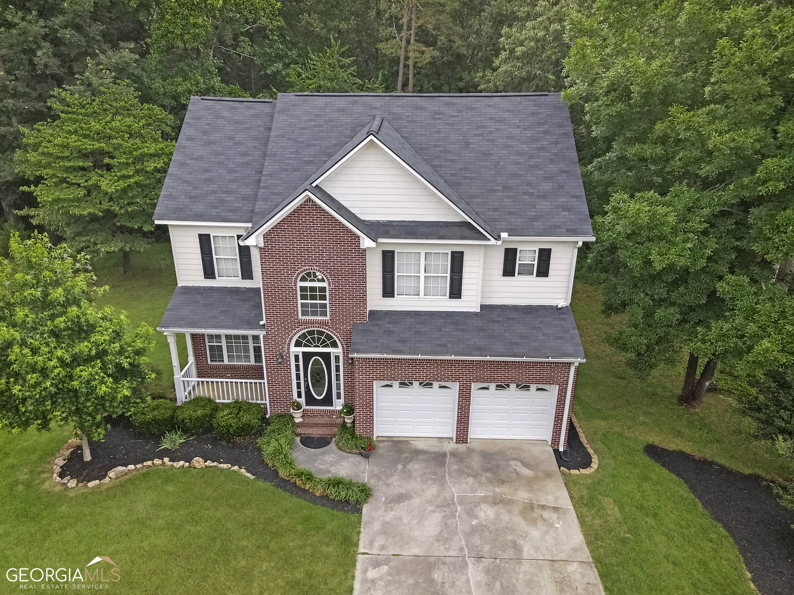115 Towne Lake Drive Ne Property Photo 4