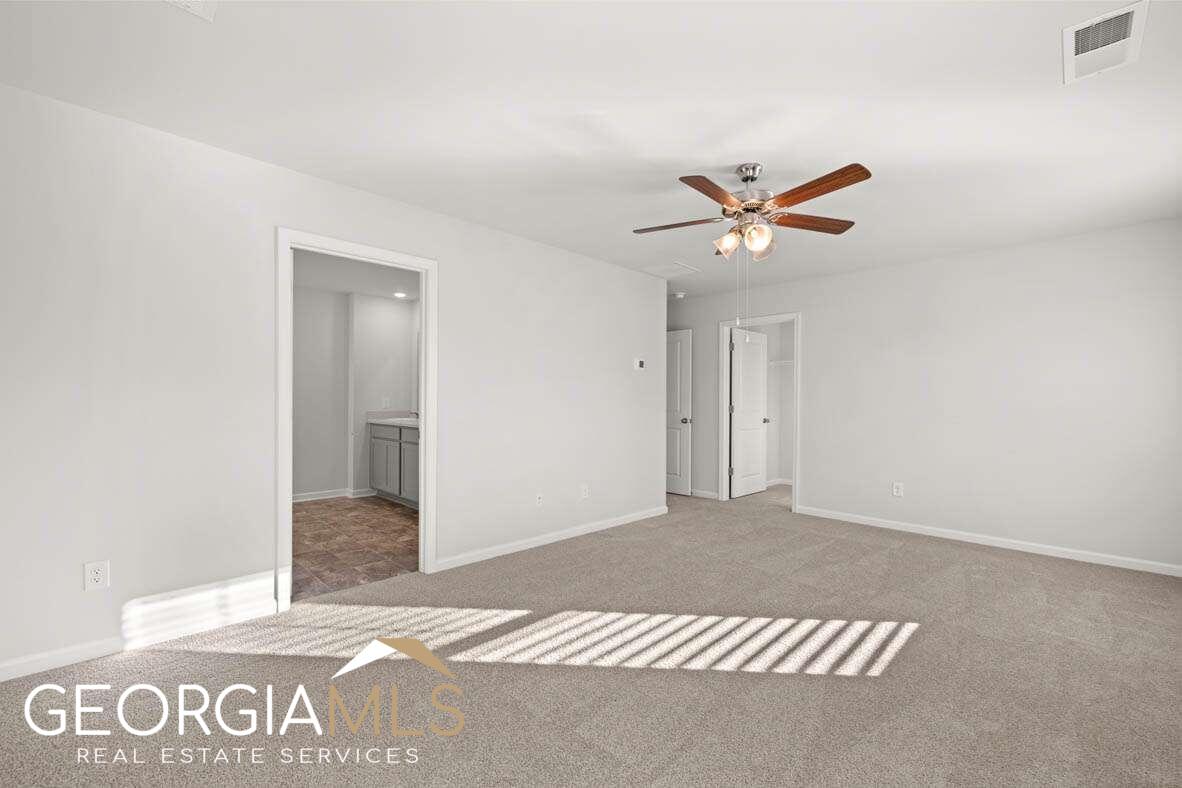 1069 Daurian Drive # 189 Property Photo 11