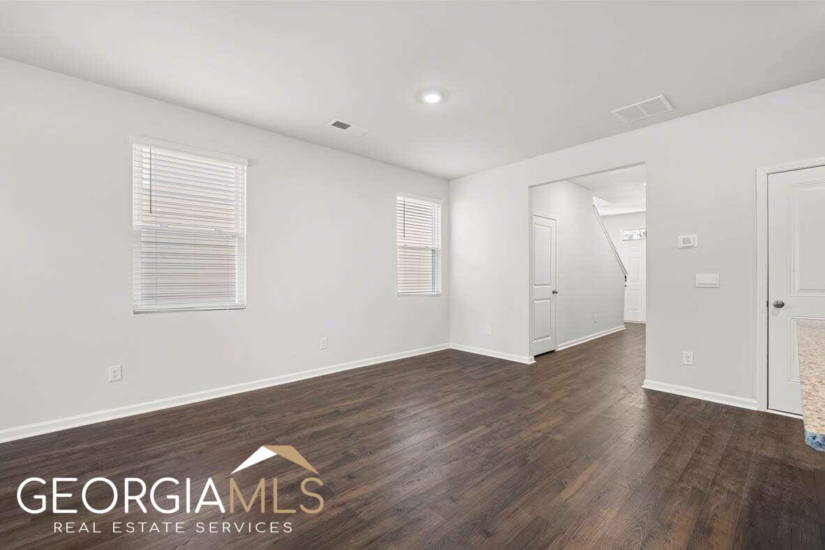 1069 Daurian Drive # 189 Property Photo 21