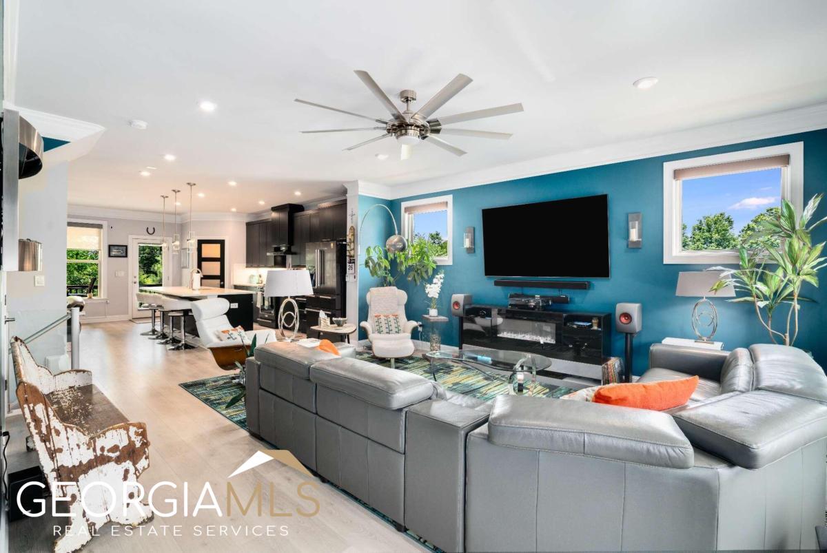 2039 Atz Cove Property Photo 8